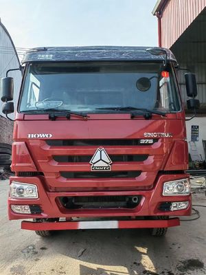 Sinotruck HOWO Dump Truck 6X4 dalam stok 380Hp 25 CBM Tipper Truck 40 Ton dengan harga pabrik