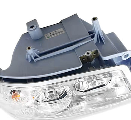 Sinotruk Howo Shacman C7H truk suku cadang 812W25101-6002 kanan depan lampu depan untuk mengganti